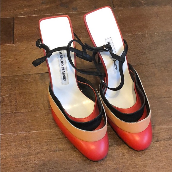 NEW Manolo Rebord Red leather banded heels 38.5 - Picture 3 of 4